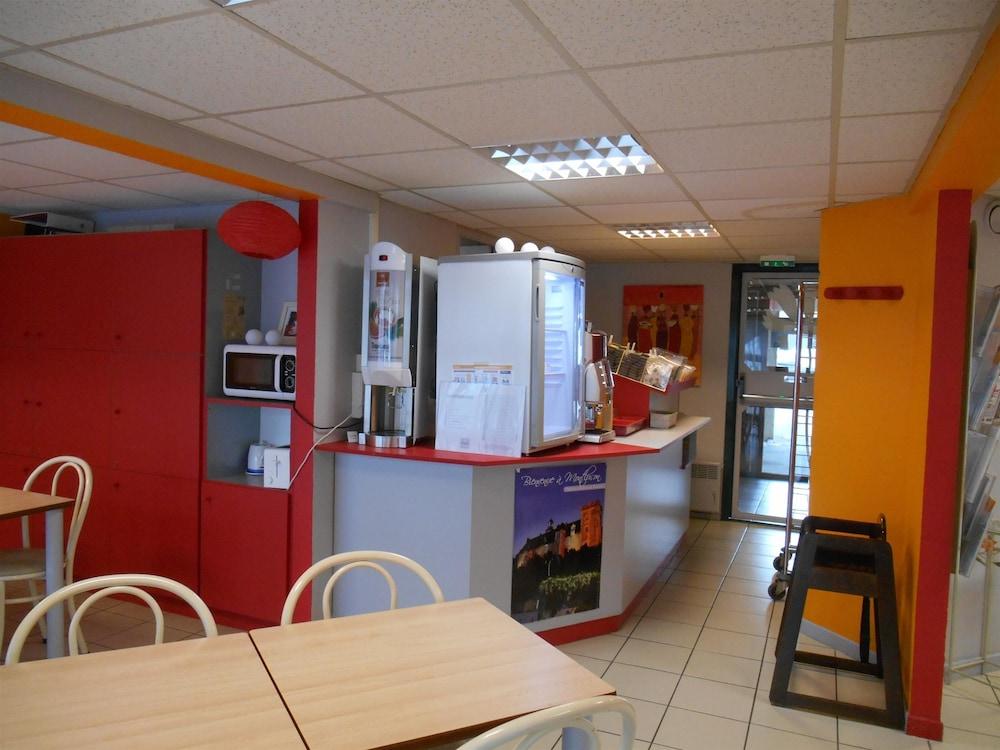 Premiere Classe Montlucon Saint Victor Exterior foto