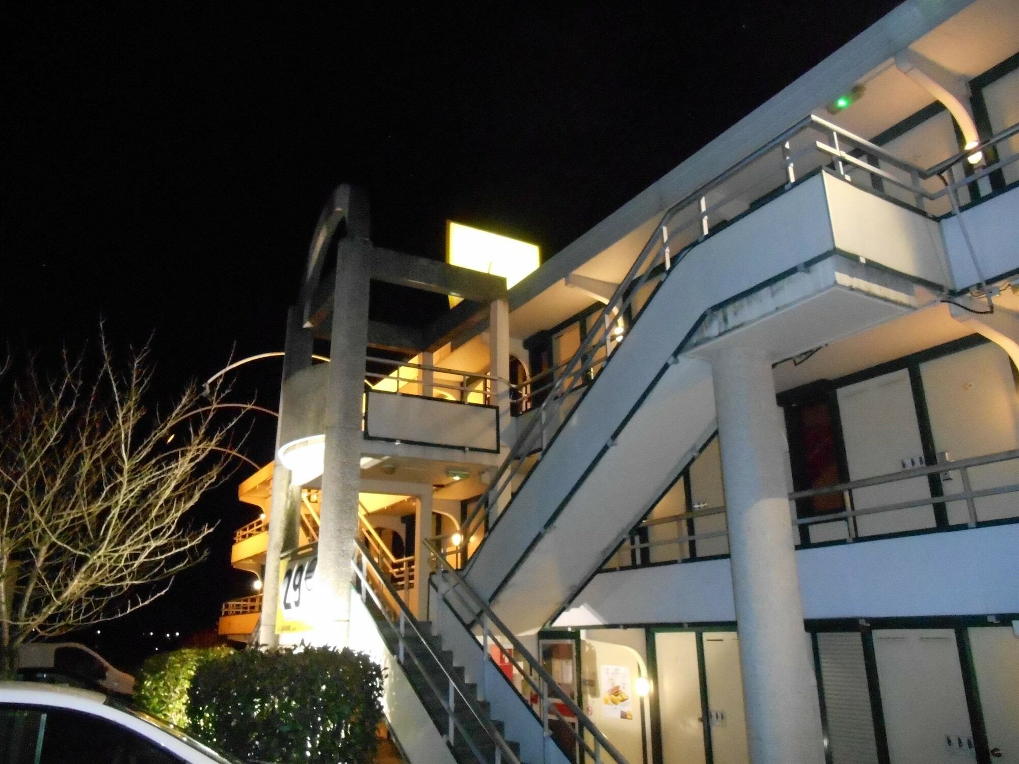 Premiere Classe Montlucon Saint Victor Exterior foto
